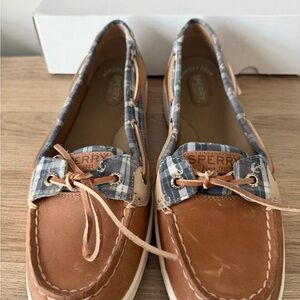 Sperry Women’s Brown Leather Moccasin Boat Shoes with Plaid Trim